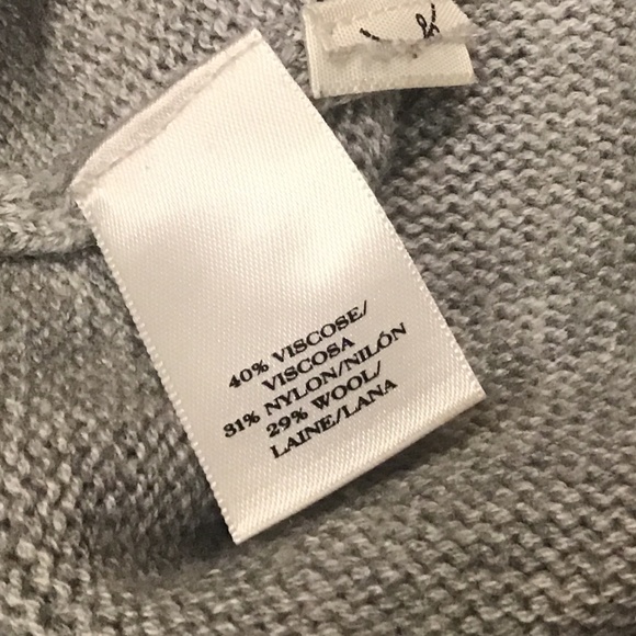 Sweater - Picture 7 of 8